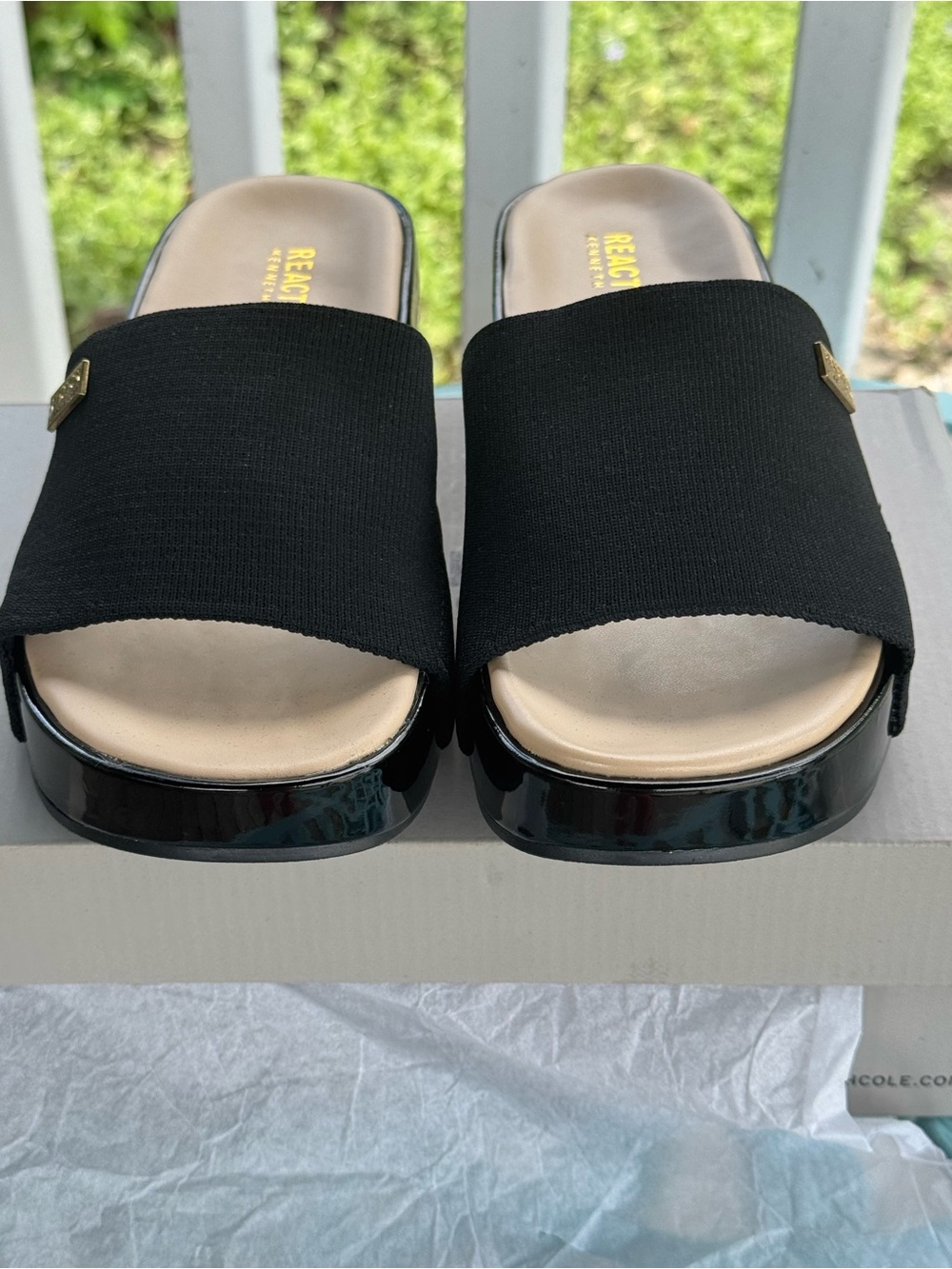 Kenneth Cole Reaction Women's Maila Stretch Logo Slide Wedge 7M NIB Retail 79